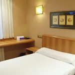 Carreno Hotel Oviédo