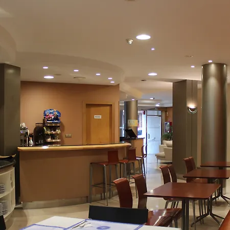Carreno Hotel 2*