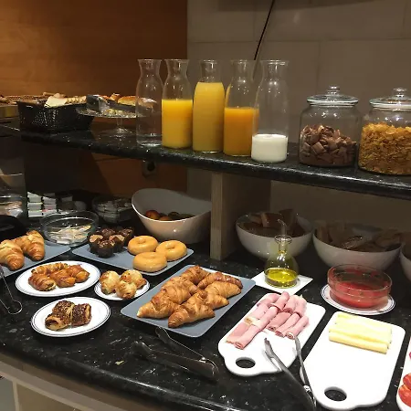 Hotel Carreno 2*
